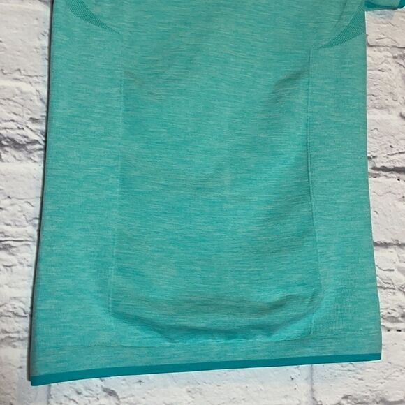 Victoria's Secret Sport Short Sleeve Activewear Top Size Extra Small - Picture 4 of 7
